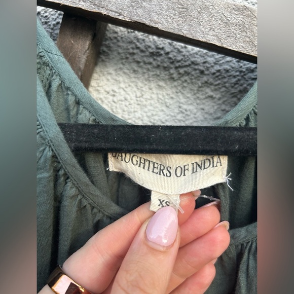 Daughters of India Sahana Gown Emerald Green - Picture 6 of 13